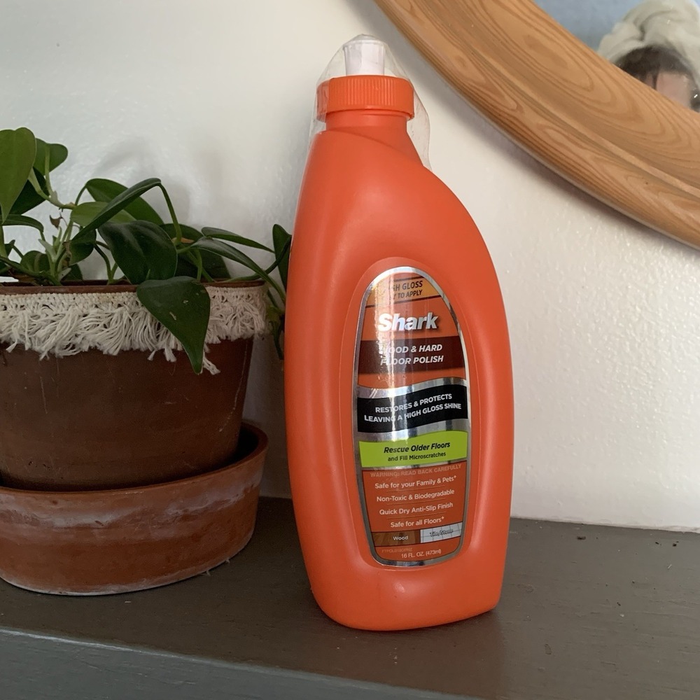 Shark  Wood And Hard Floor Polish High Gloss  Bottle 16 Oz. Safe For All Floors